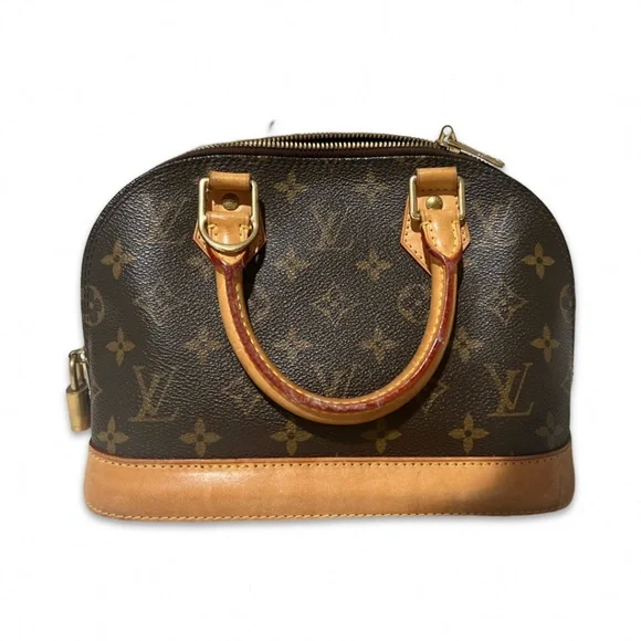 Louis Vuttion - Picture 1 of 2